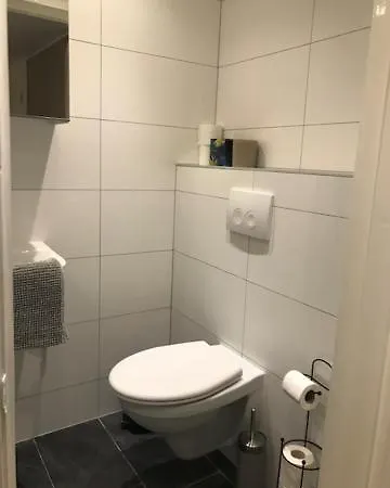 Midtown Suites *